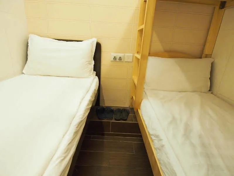 Lam Shan Hostel Hong Kong